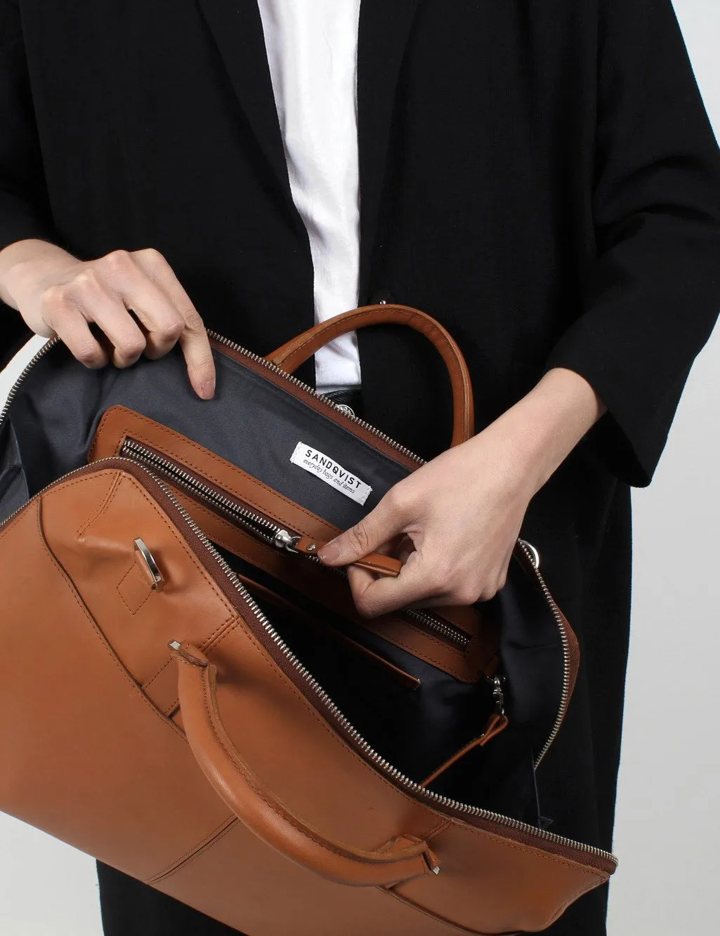 Dustin Ultimate Brown Cognac Briefcase - (Leather) 15" Sandqvist Discounted shipping