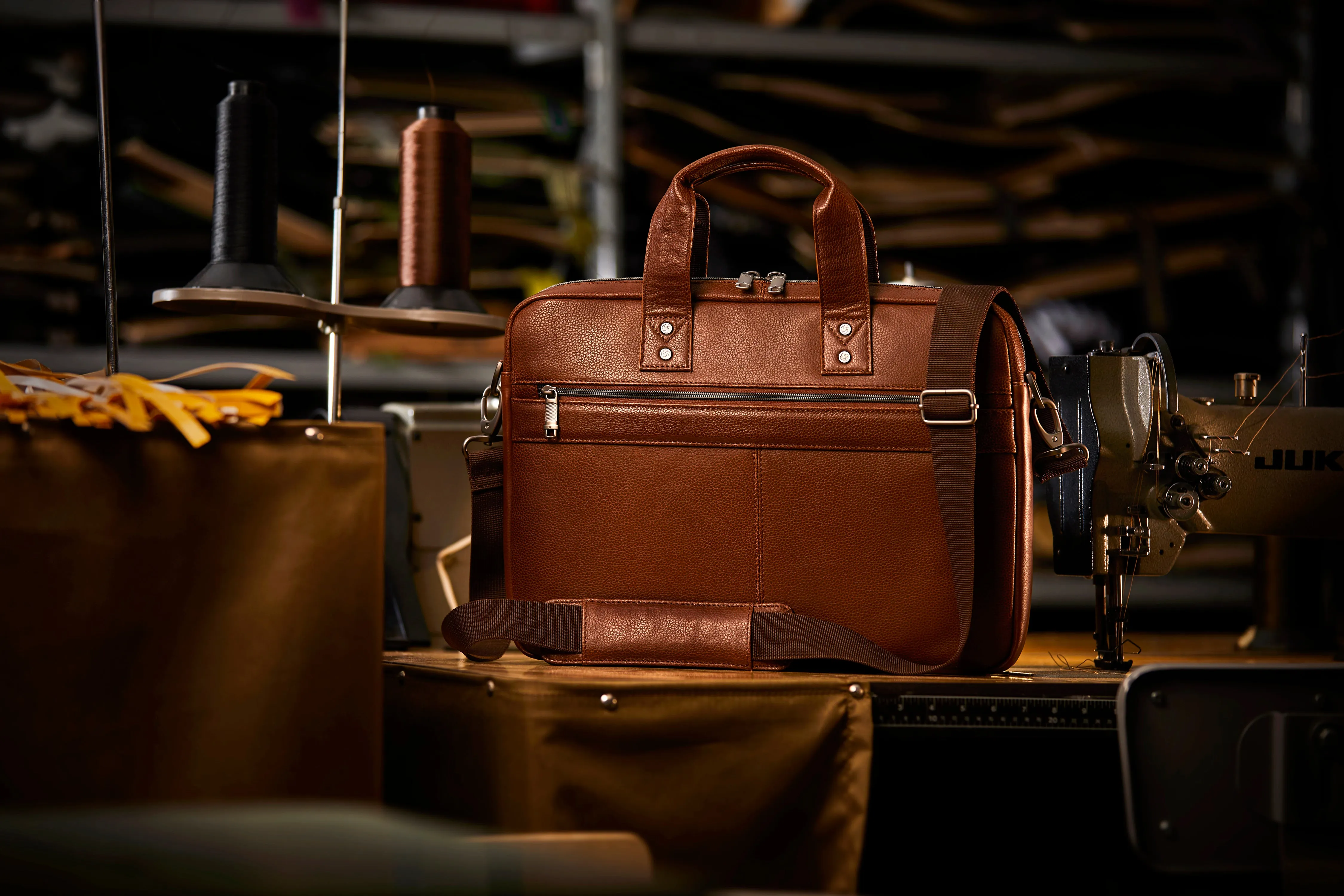 Eco-friendly New Year promotion Classic Samsonite Brief Slim Leather