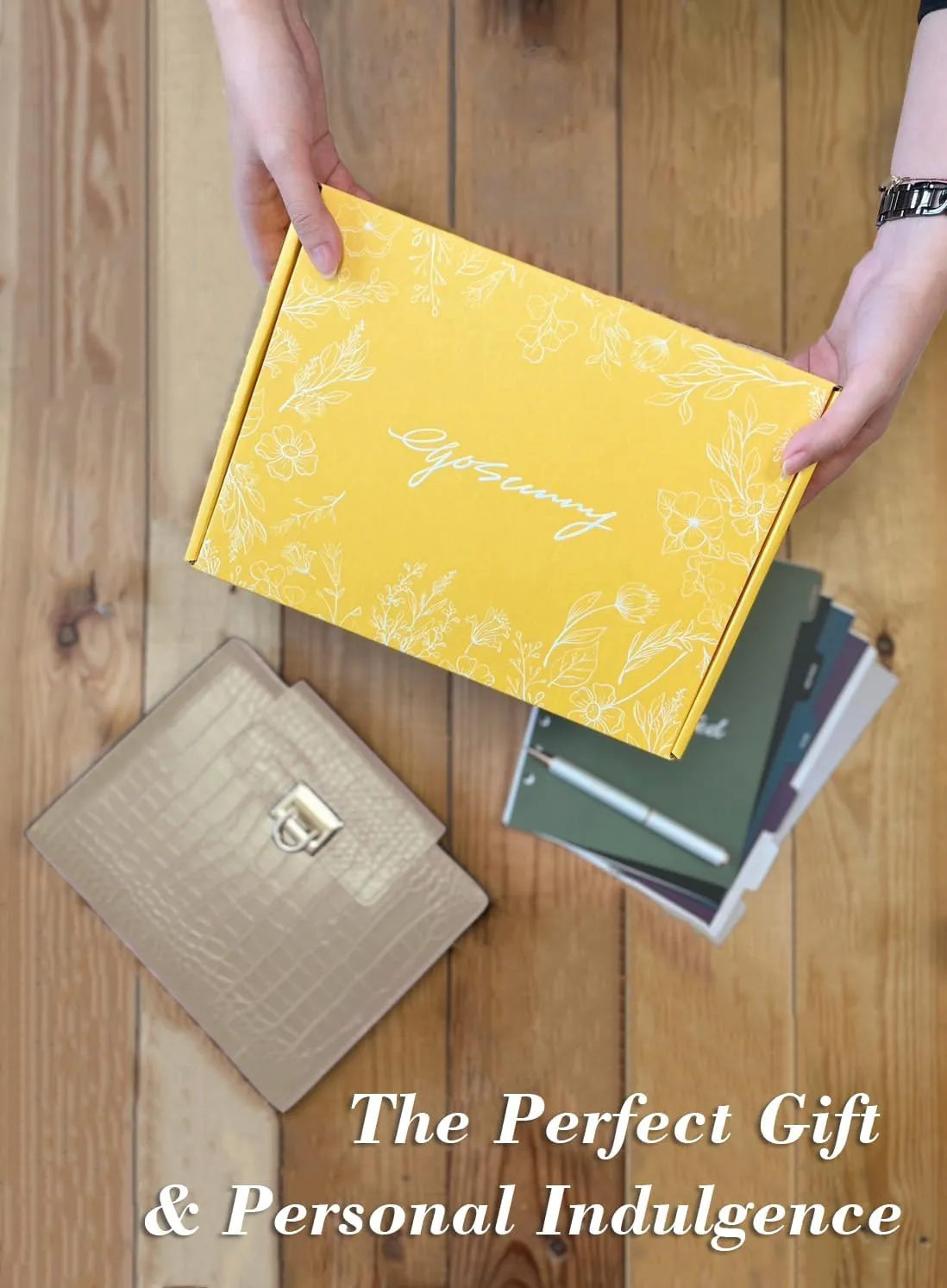 EGOSUNNY Luxury 5.8" x 8.3" Crocodile-Textured Leather A5 Undated Planner Cover with 80 Sheets, Dividers, Metal Ballpoint Pen, Refillable 6-Ring Journal, Birthday and Mother's Day Gift