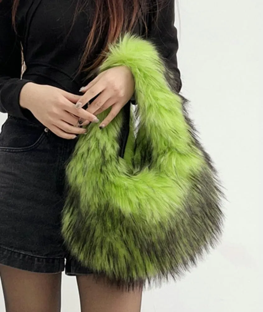 Furry Purse for Women Faux Fur Shoulder Bag Y2k Purse Fluffy Large Tote Bag Fuzzy Handbags Dumpling Satchels
