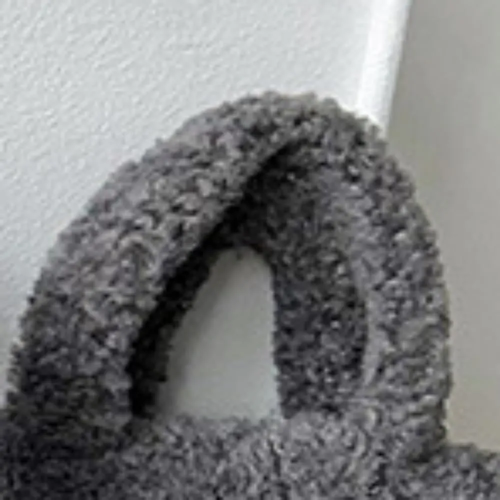 Lamb Wool Handbag Fuzzy Cute Autumn and Winter Fluffy Stylish Chroma Handbag Shoulder Bag Fuzzy Handbag