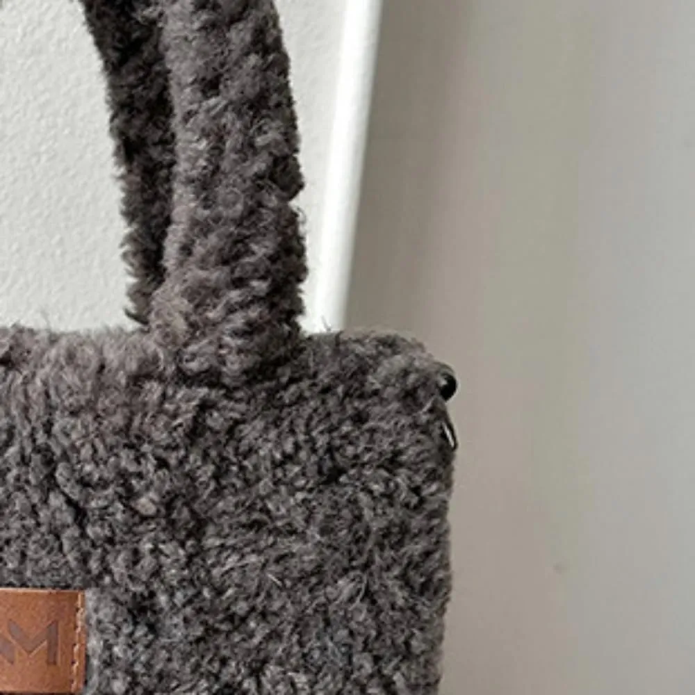 Lamb Wool Handbag Fuzzy Cute Autumn and Winter Fluffy Stylish Chroma Handbag Shoulder Bag Fuzzy Handbag