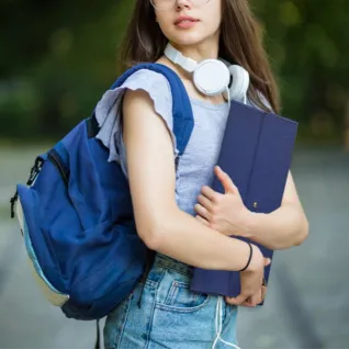 LAPTOP SLEEVE - ZIPPER CLOSURE