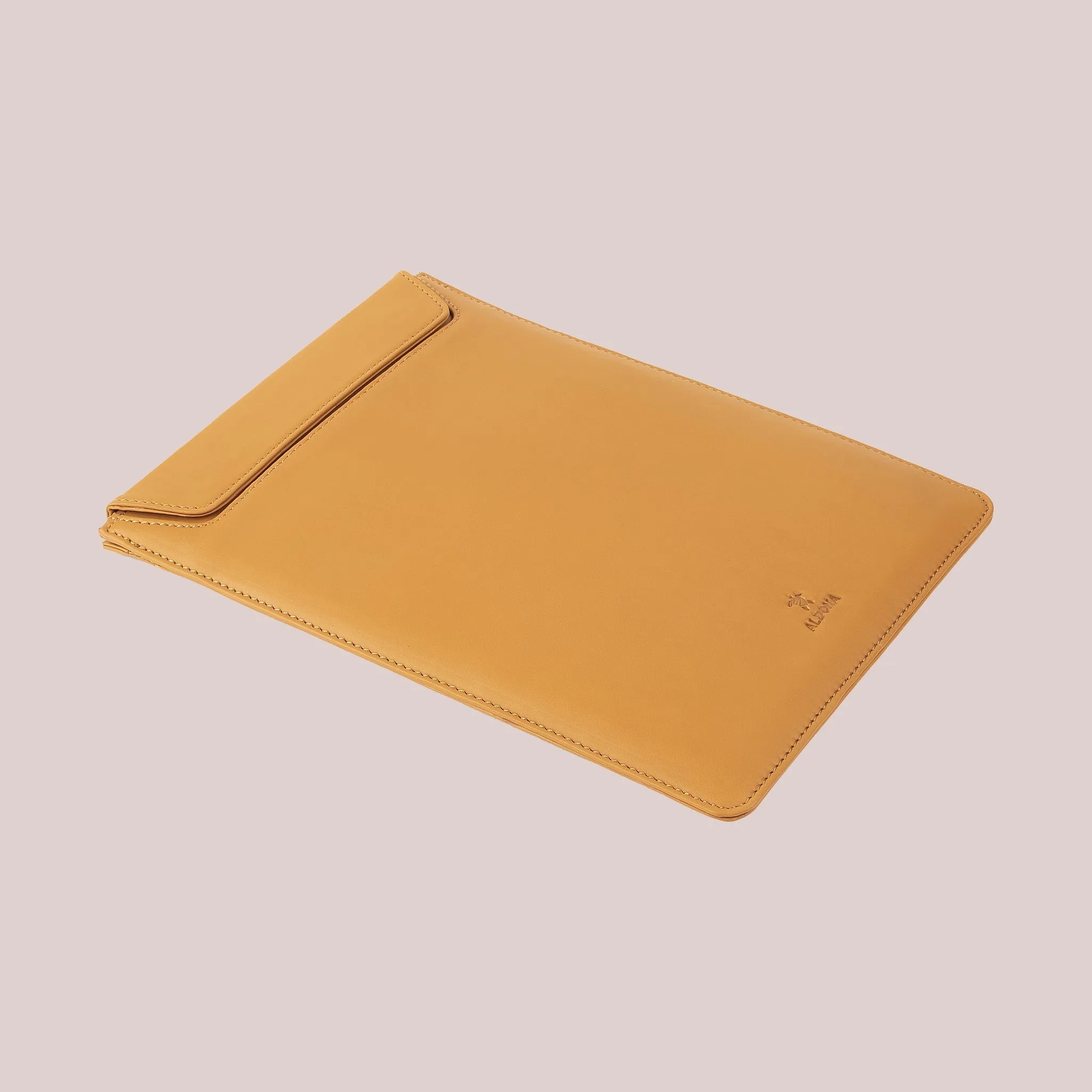 MacBook Pro 14 Note sleeve - Cognac