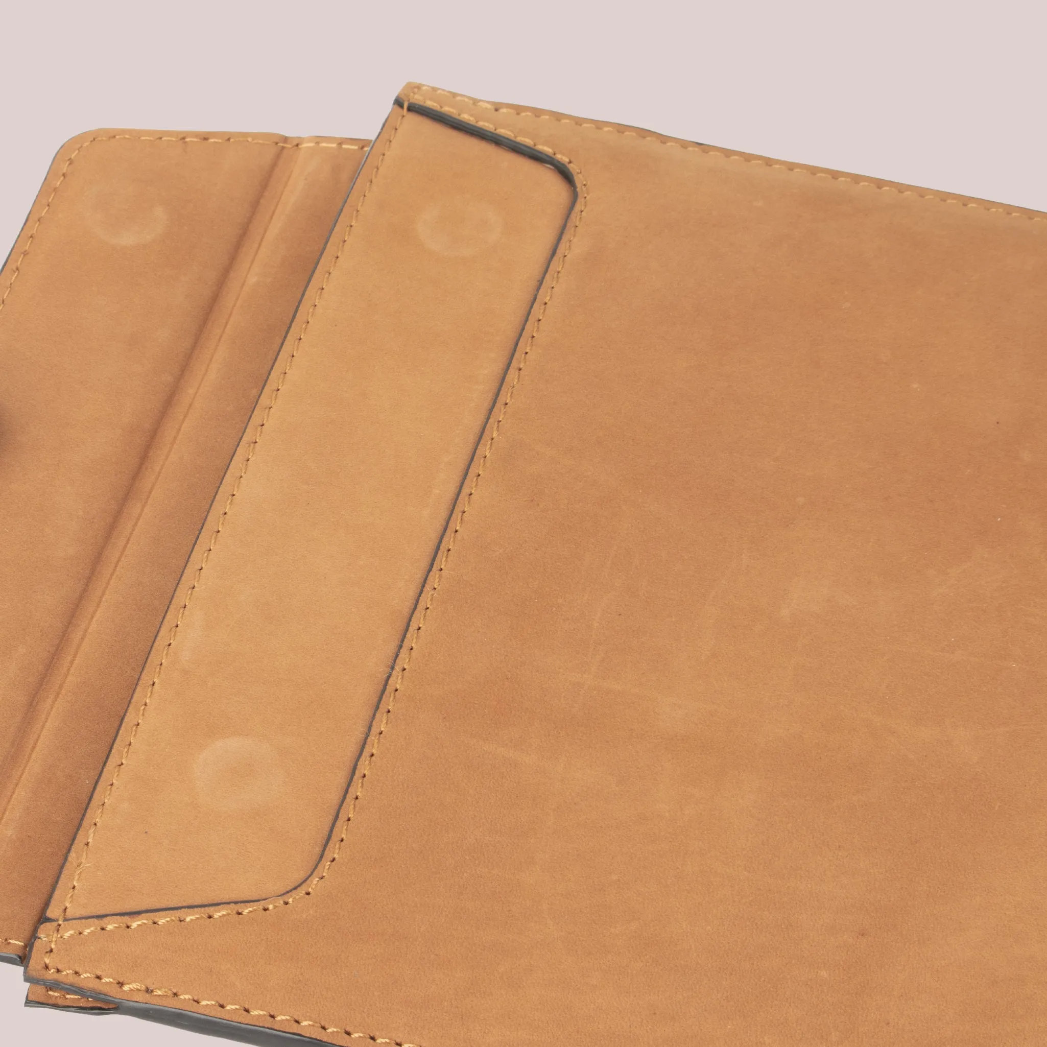MacBook Pro 14 Note sleeve - Cognac