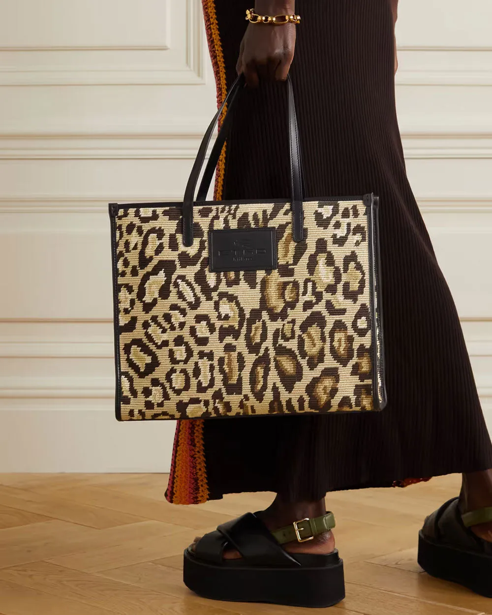 Medium Globetrotter Shopping Bag in Leopard