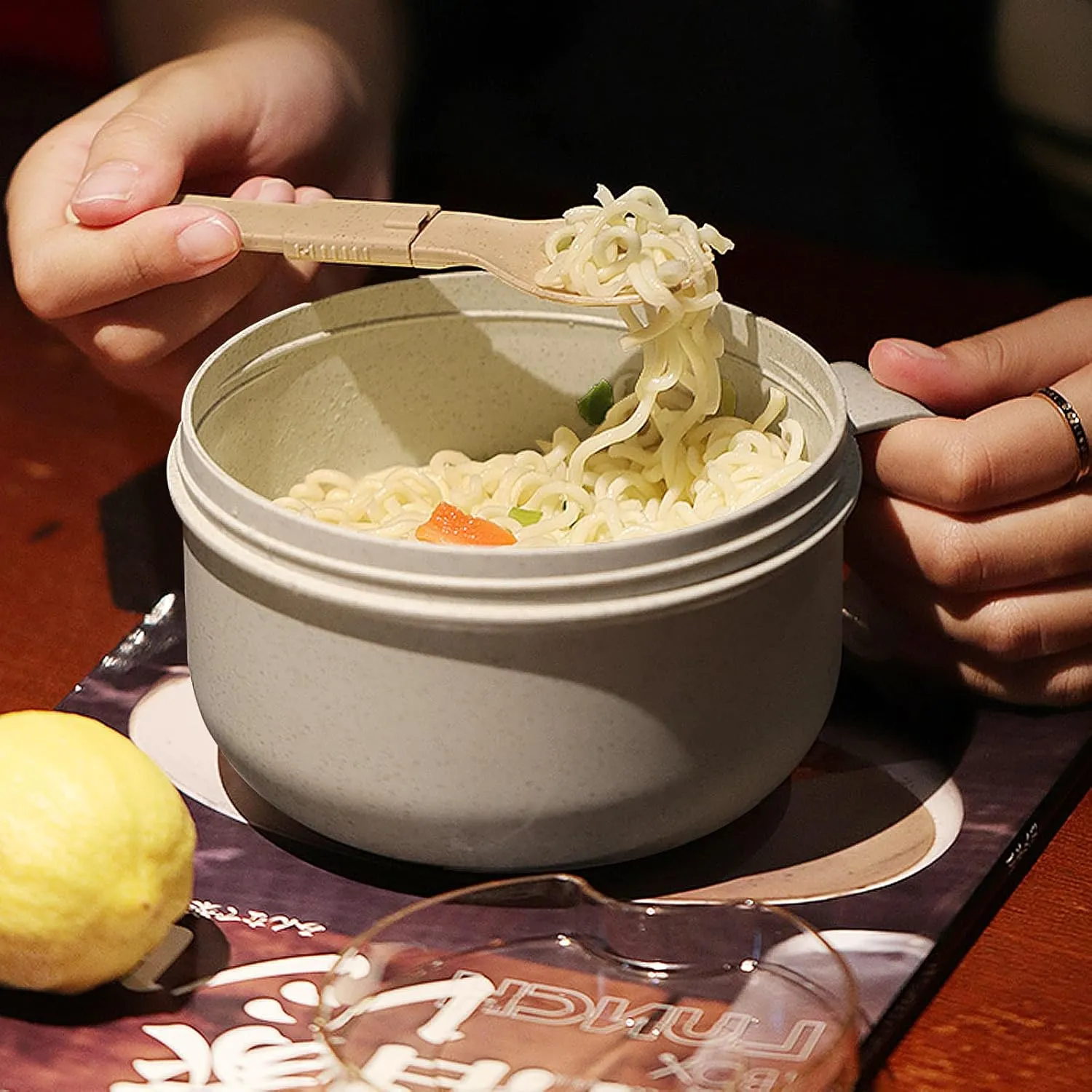 Microwave Soup Mugs with Lids,28.7oz Microwave Ramen Bowl with Lid,Improved Easy-Grip Design for On-the-Go - Holds Soup, Rice, Cereal & More - BPA-Free(Beige)
