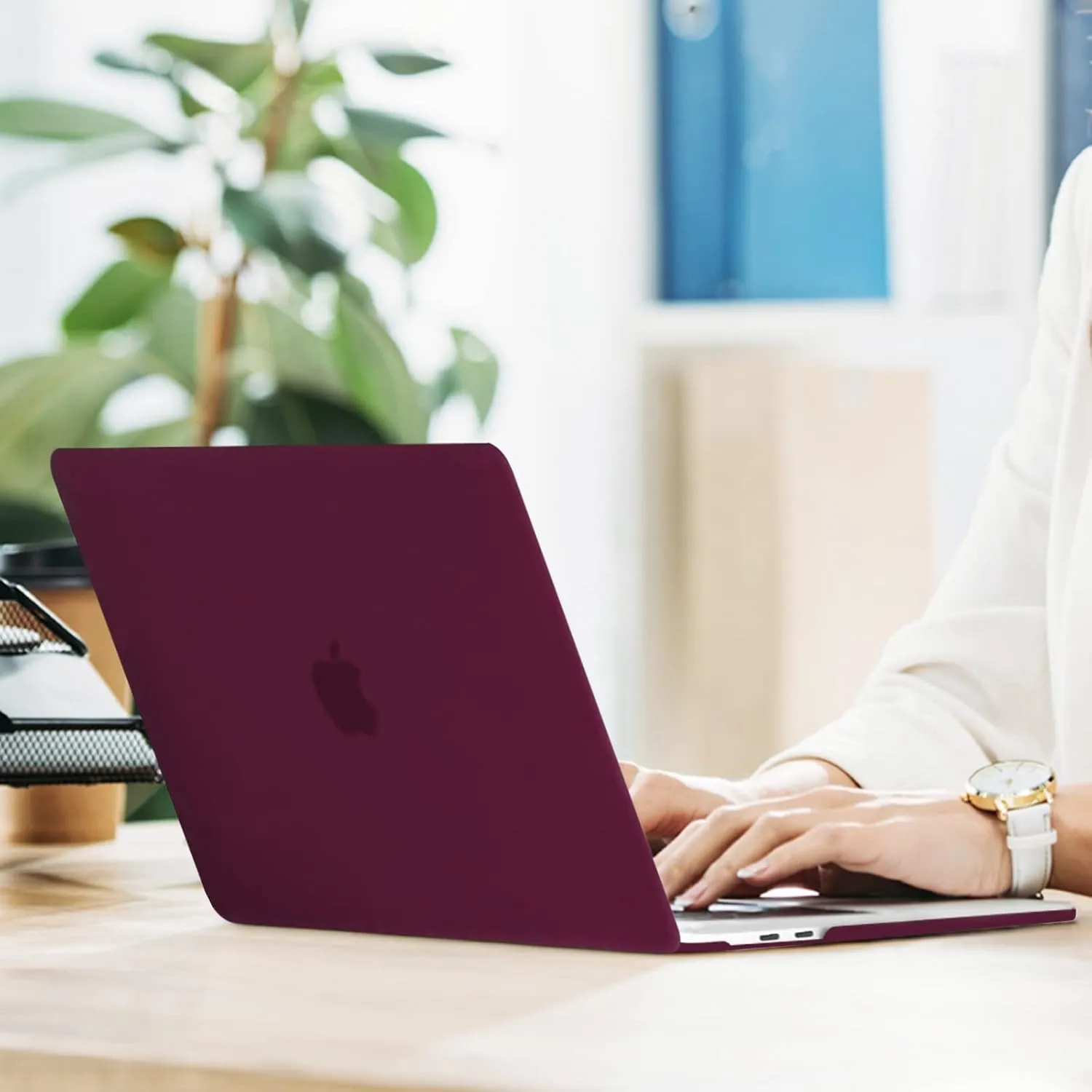 MOSISO Compatible with MacBook Pro 13 inch Case M2 2025, 2024, 2023-2016 A2338 M1 A2251 A2289 A2159 A1989 A1708 A1706, Plastic Hard Case&Bag&Keyboard Skin&Webcam Cover&Screen Protector, Marsala Red