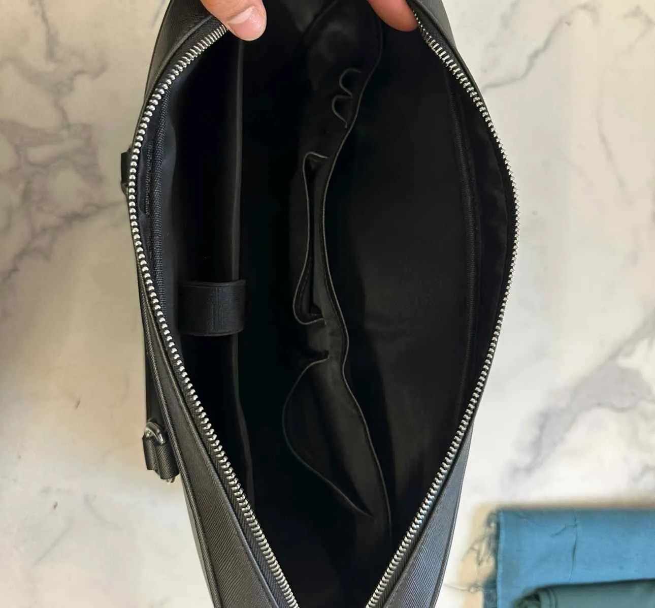 Sophisticated Laptop | BriefCase Bag Black Weekend sale Zip Leather