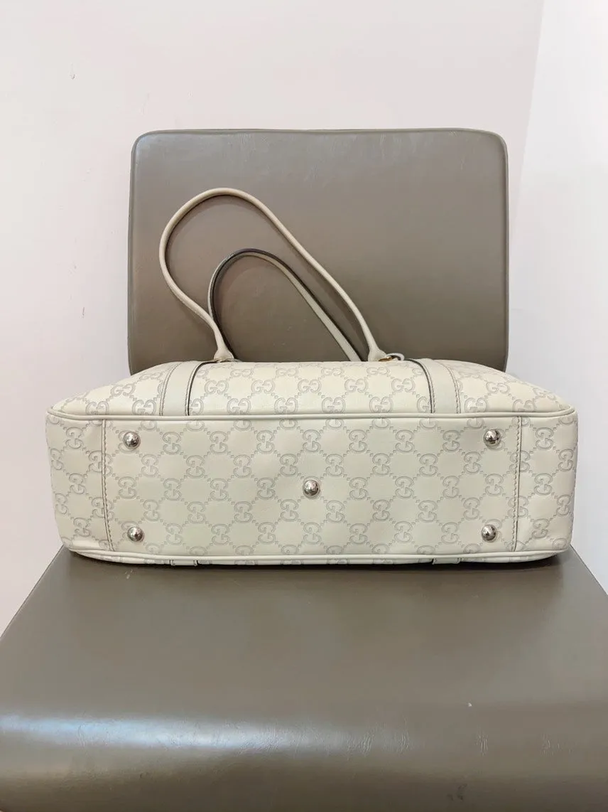 Sophisticated Tote Classic Bag GG Canvas Beige Fully automated Shoulder Gucci