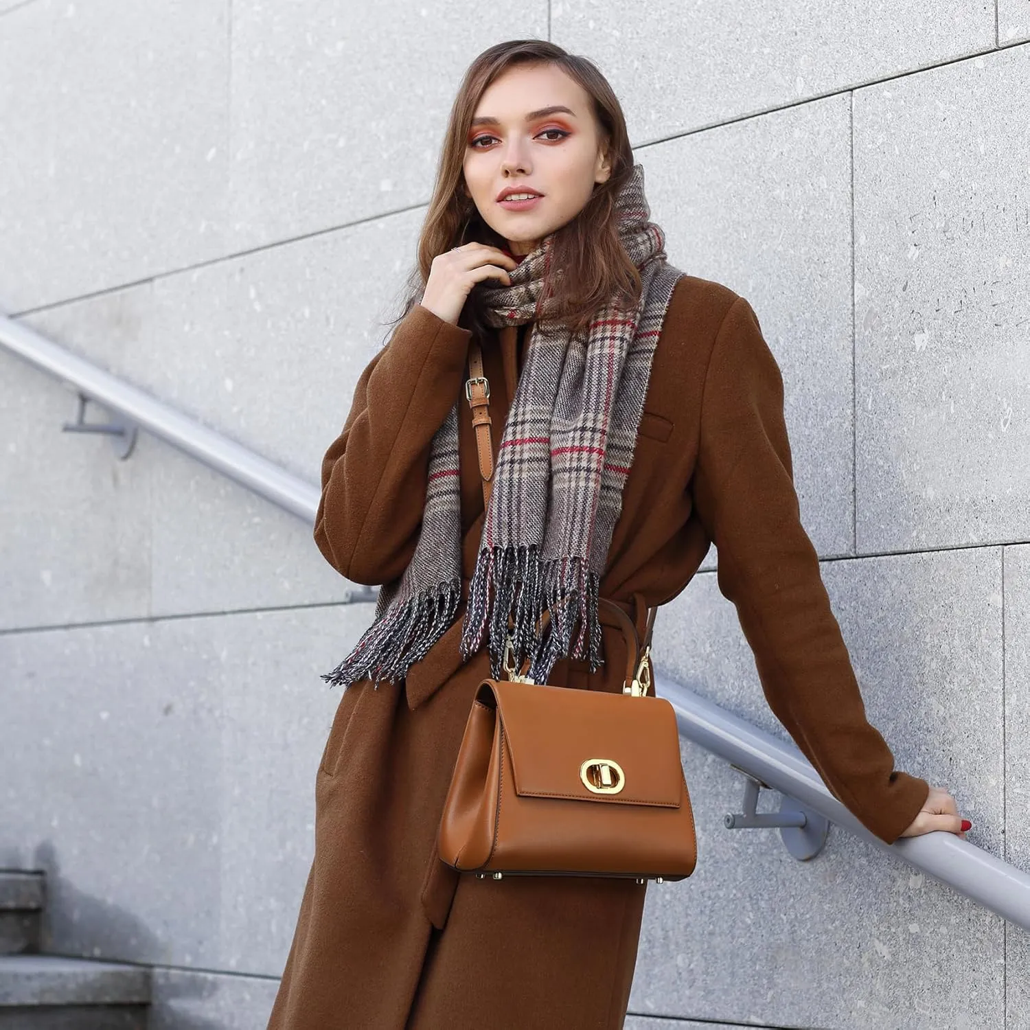 Top Handle Bag Fashion Leather Purses for Women with Multiple Internal Pockets Satchel Bag for Ladies.