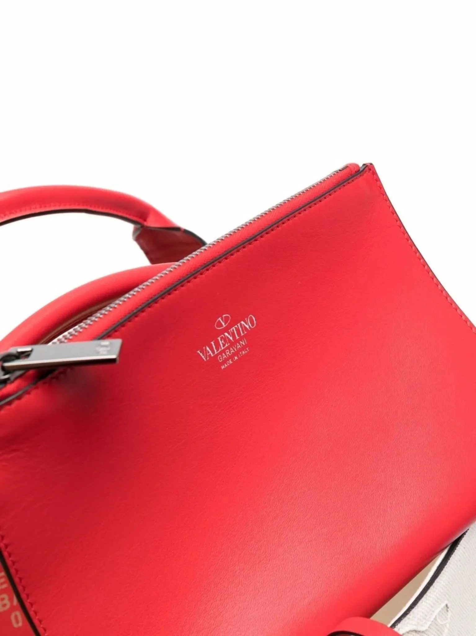 Valentino Garavani Sac Atelier 07 Edition Natural Tote Bag.