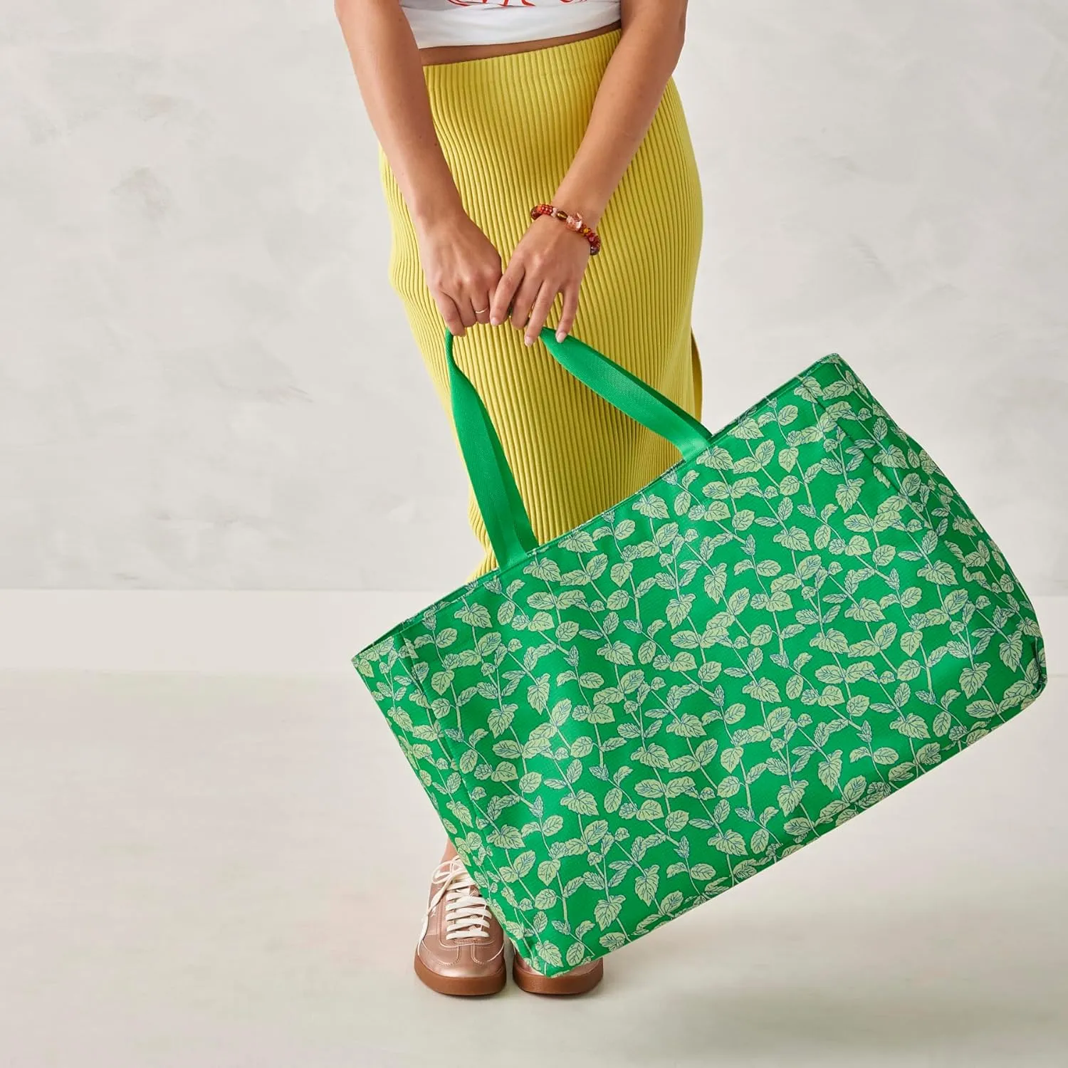 Vera Bradley Ripstop Glenrose Family Tote