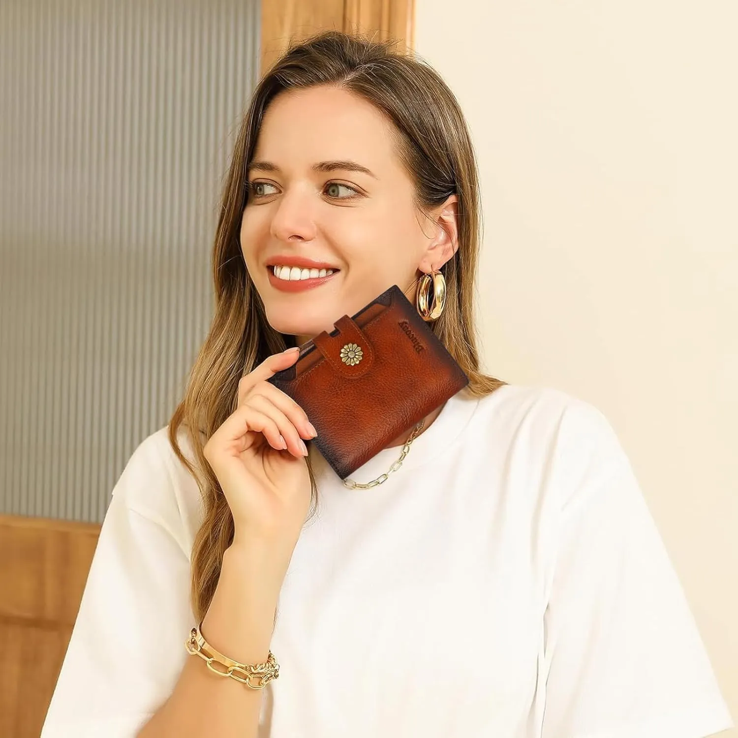 Wallet Women,RFID Blocking Leather Womens Wallet Bifold Compact Card Holder Small Wallet for Women with Removable ID Window Brown