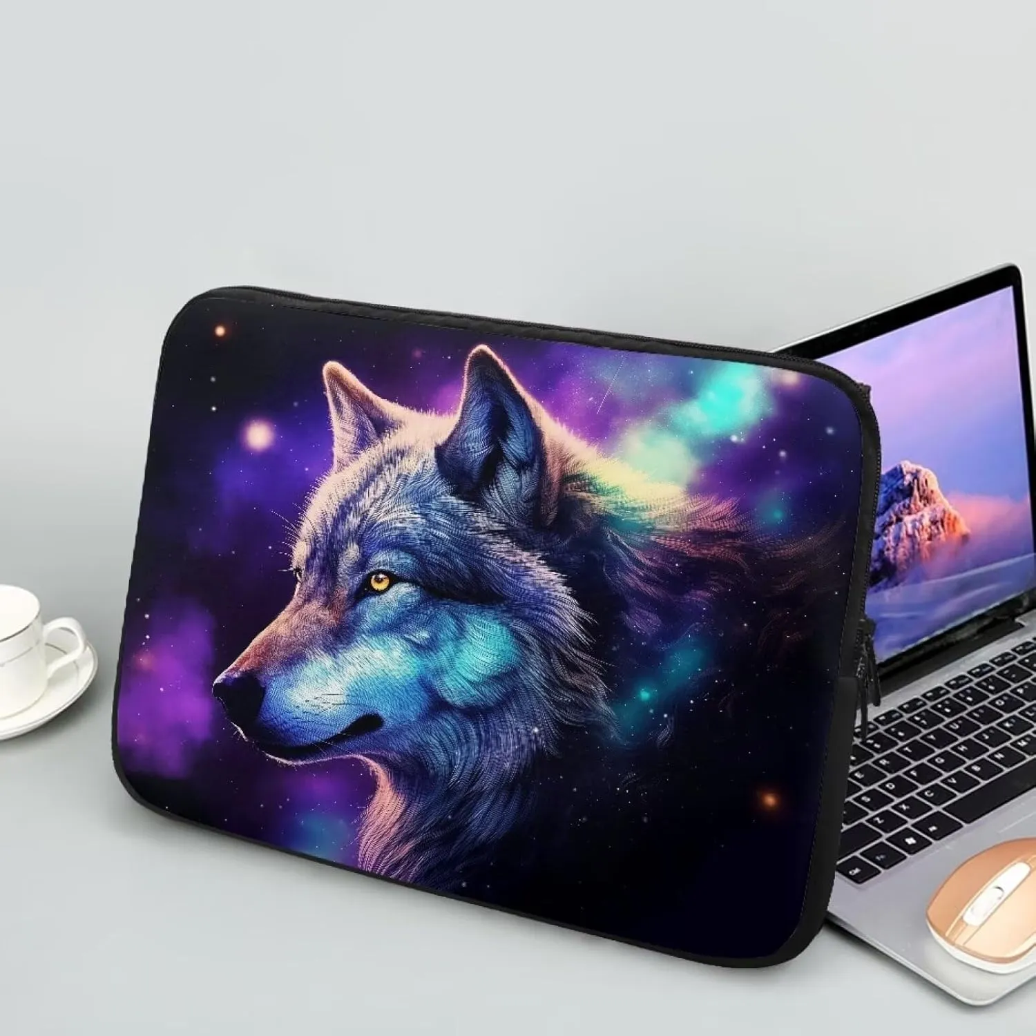 Wolf Printed Laptop Briefcase for Women Men, Waterproof Laptop Case Bag Laptop Case for 12 Inch, Lightweight Computer Carrying Cover with Zipper for Office Business Traveling